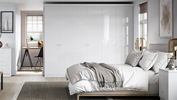 bespoke wardrobes manchester